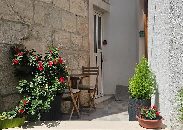 Heritage Stone Wall