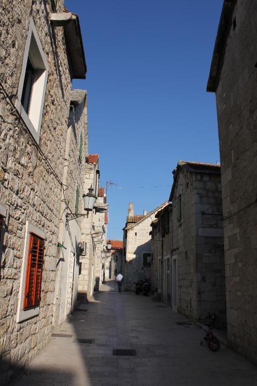 Heritage Stone Apartament